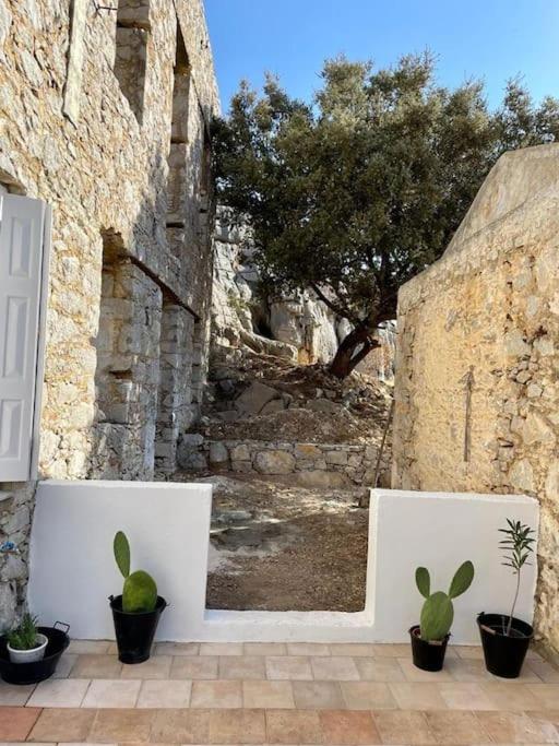 Maison Avec Terrasses Et Vues Sými Luaran gambar